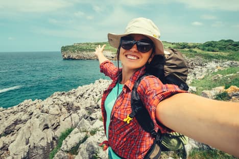 solo female traveler